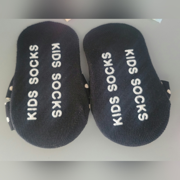 Infant Baby Girl Non Slip Bootie Socks & Head Piece Bundle - Picture 6 of 7